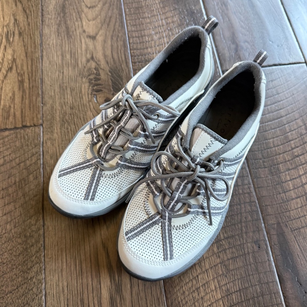 Privo by Clarks Womens White Grey Leather Perforated Walking Shoes Size 8M